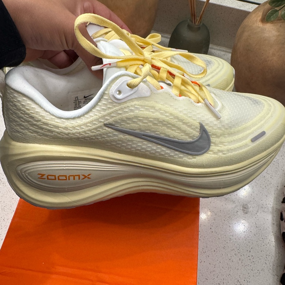 Nike vomero plus